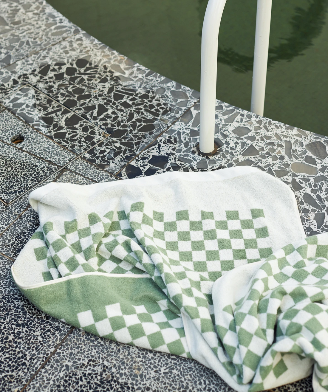 BAINA Roman Organic Cotton (Pool) Towel in Sage & Chalk