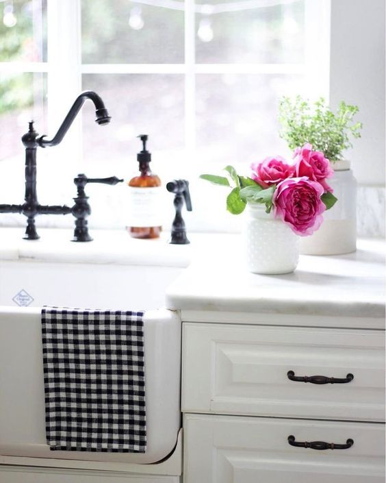 SHAWS Butler 600 Sink | The Source - Bath • Kitchen • Homewares